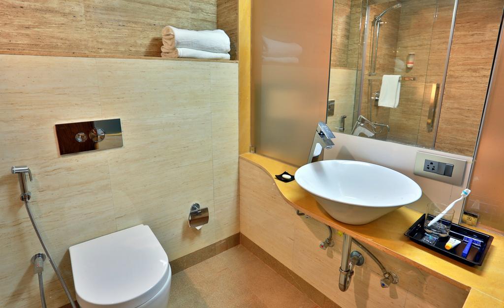 Grande Delmon Hotel Panaji Exterior photo